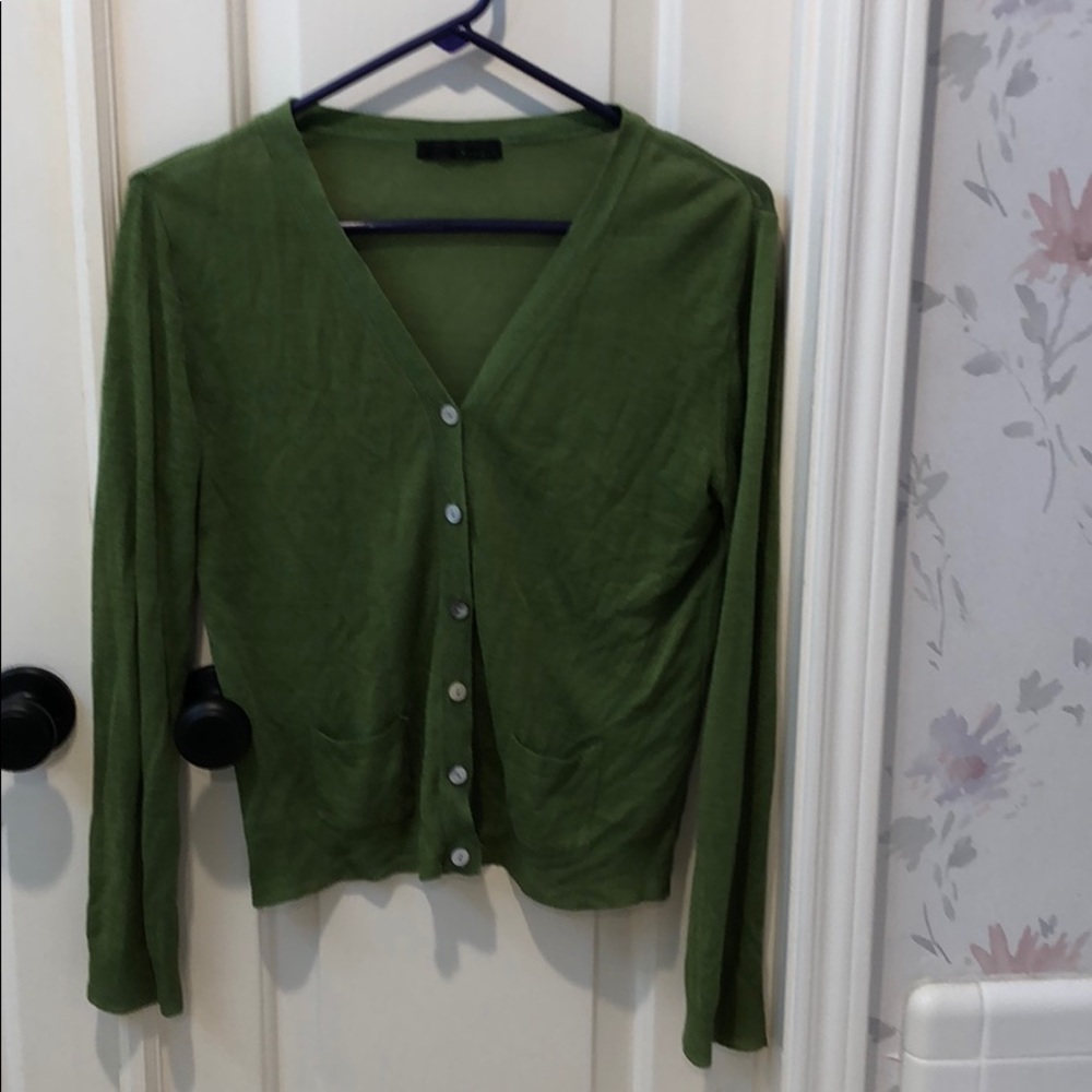 V-neck cardigan